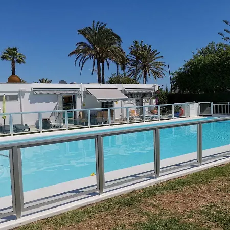Seaside Bungalow, Avenida De Alemania, 25 شقة *